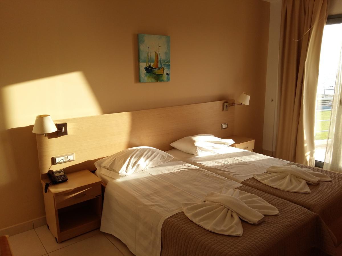 Ostria Hotel Kakovatos Beach 扎哈罗 外观 照片